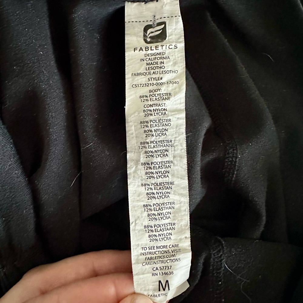 Fabletics black capri leggings - Picture 6 of 6